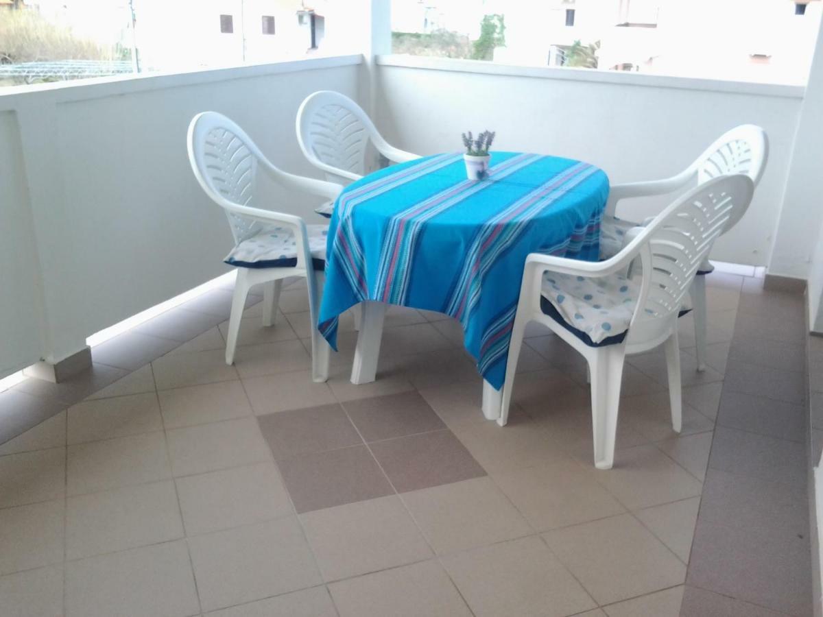Holiday S&M Lopar Bagian luar foto