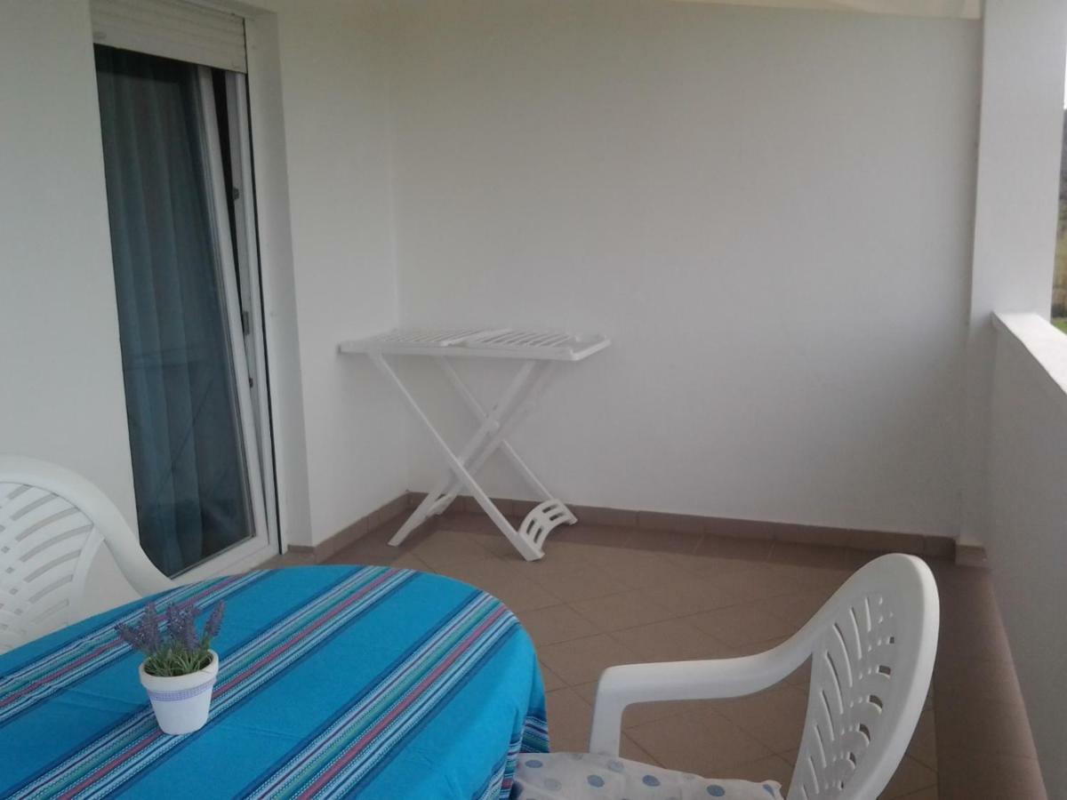 Holiday S&M Lopar Bagian luar foto